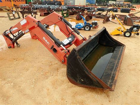 massey ferguson bucket attachment